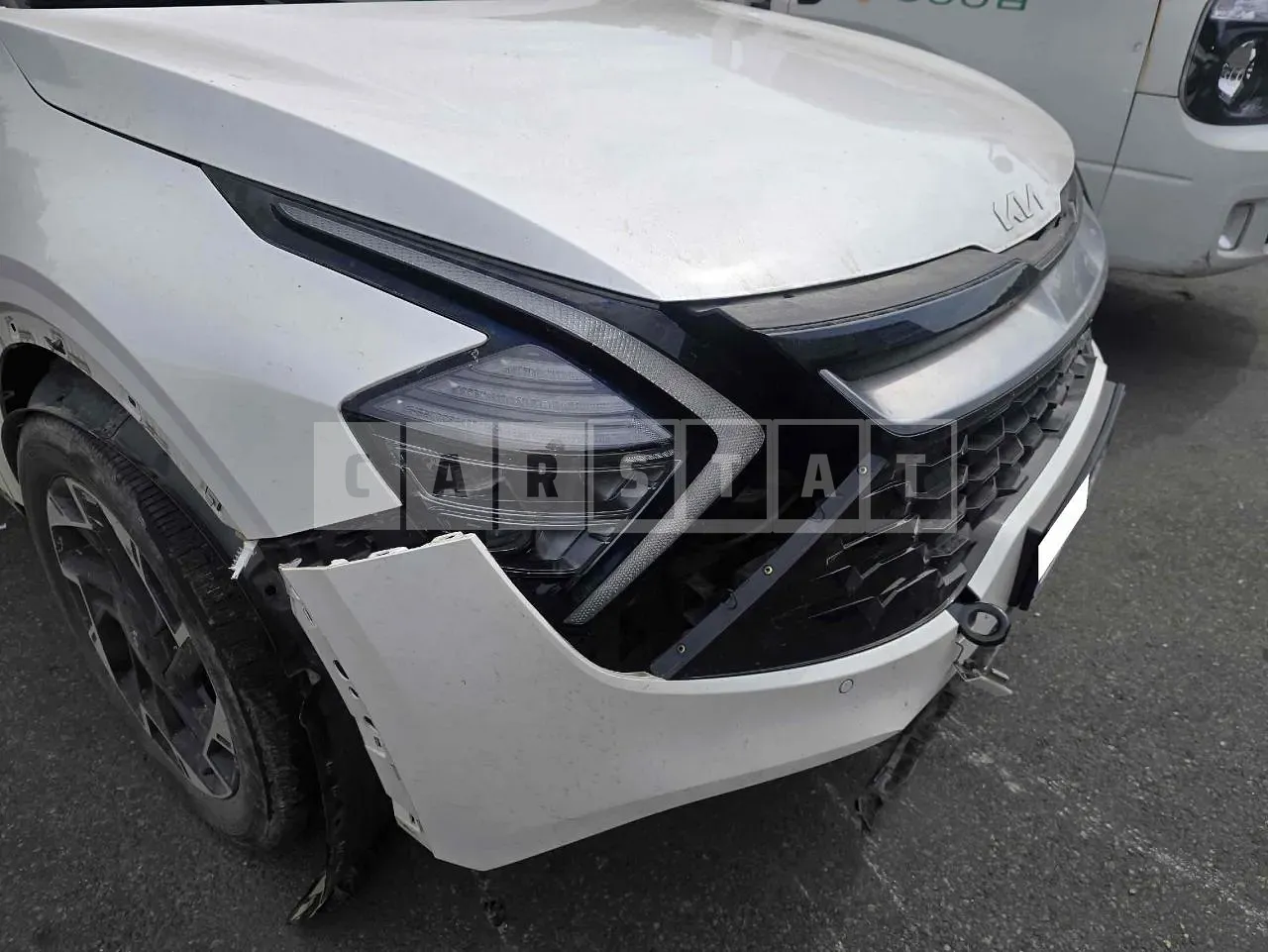 Photo 2 of 30: 2024 Kia Sportage, VIN KNAPV81BGRK288682 — Korean insurance auction