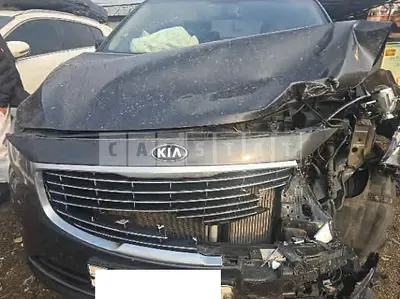 Photo 1 of 19: 2018 Kia Carnival — Korean insurance auction