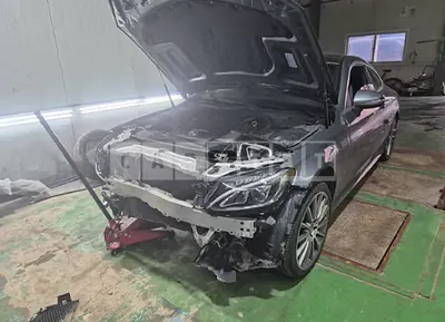 Photo 1 of 6: 2016 Mercedes-Benz C 200 — Korean insurance auction