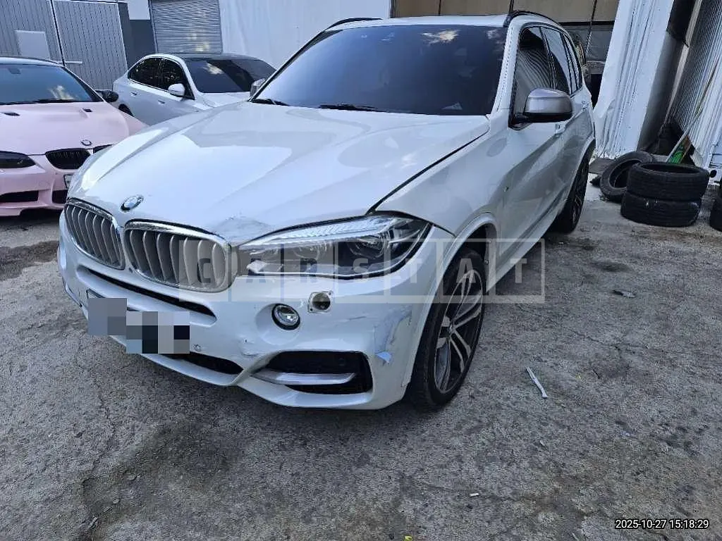Photo 2 of 13: 2015 BMW X5 M50d — Korean insurance auction