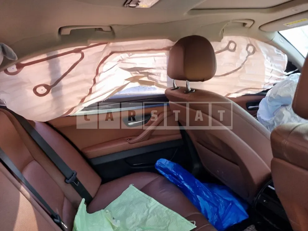 Photo 2 of 5: 2015 BMW 520d, VIN WBA5E5102FG066307 — Korean insurance auction