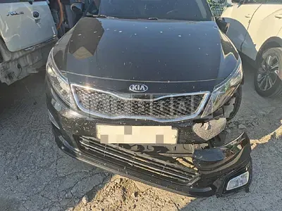 Photo 1 of 18: 2014 Kia K5 — Korean insurance auction