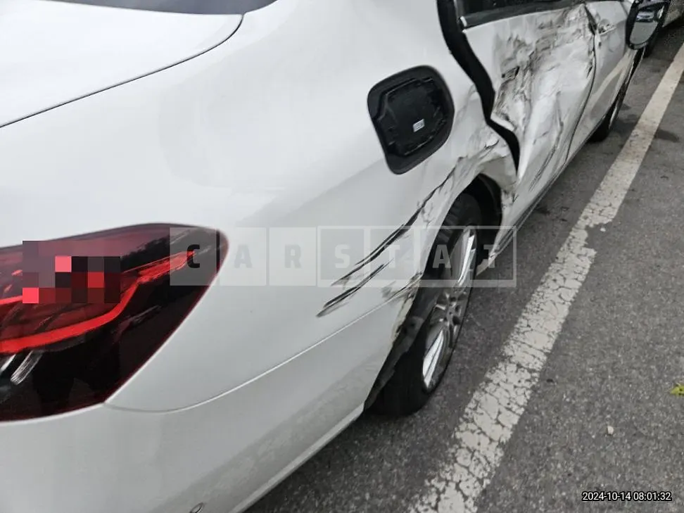 Photo 2 of 53: 2020 Mercedes-Benz E250 — Korean insurance auction