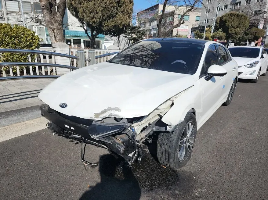 Photo 2 of 5: 2020 Kia K5 LPG — Korean insurance auction