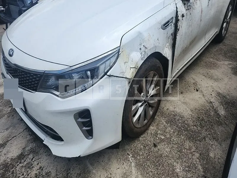 Photo 2 of 15: 2015 Kia K5 2.0(LPG), VIN KNAGU416BGA019903 — Korean insurance auction