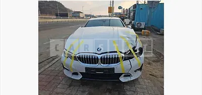 Photo 1 of 10: 2021 BMW 320i — Korean insurance auction