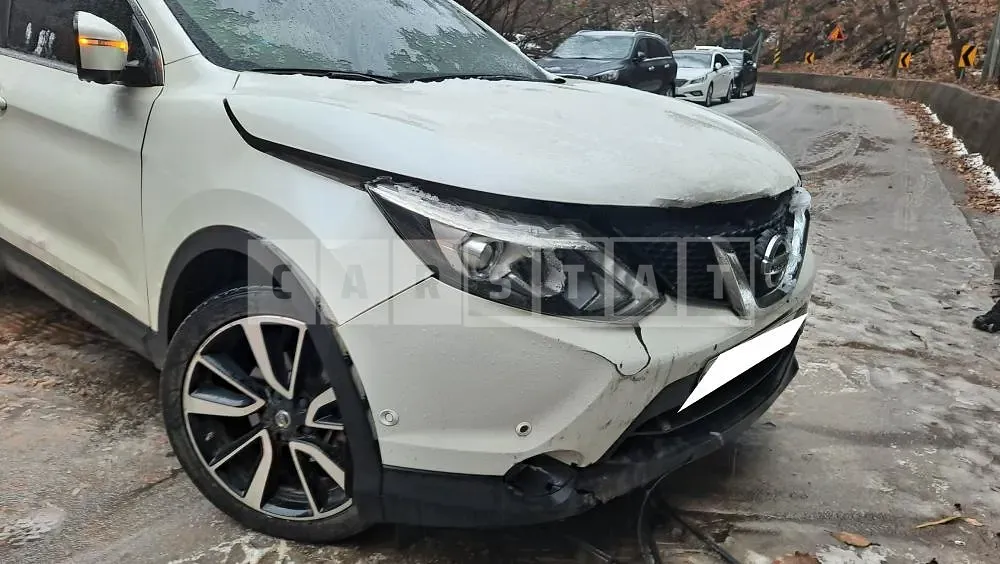 Photo 2 of 10: 2016 Nissan Qashqai, VIN SJNDJ18E7GA522052 — Korean insurance auction