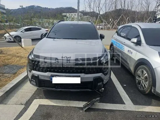 Photo 2 of 10: 2025 Kia Sportage — Korean insurance auction
