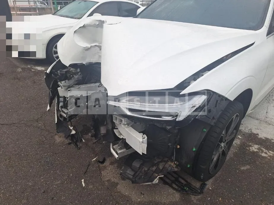 Photo 2 of 17: 2019 Volvo XC60D5 AWD — Korean insurance auction