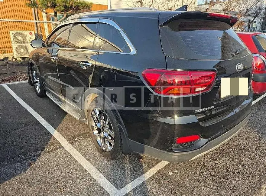 Photo 2 of 14: 2019 Kia Sorento — Korean insurance auction
