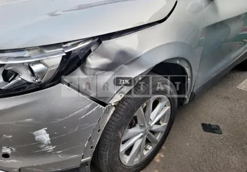 Photo 2 of 28: 2015 Nissan Qashqai, VIN SJNDJ18EXFA234587 — Korean insurance auction