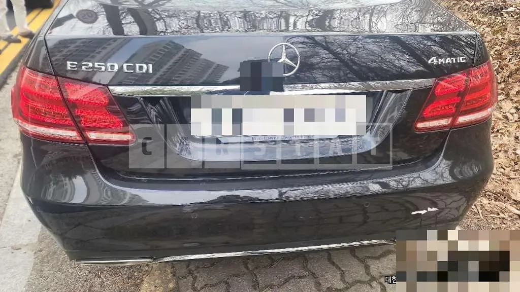 Photo 2 of 10: 2014 Mercedes-Benz E250 CDI 4Matic — Korean insurance auction