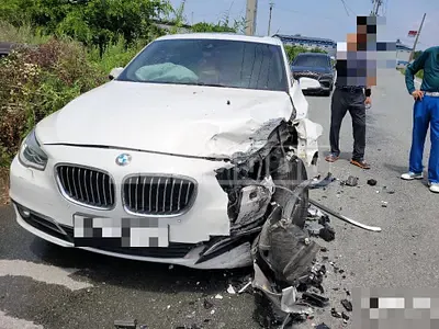 Photo 1 of 7: 2016 BMW Gran Turismo — Korean insurance auction