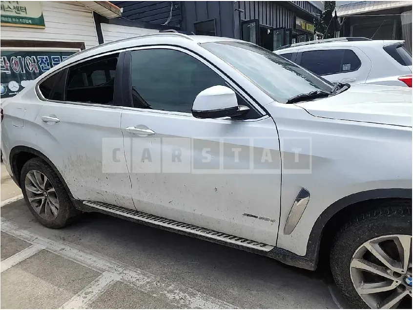 Photo 2 of 28: 2017 BMW X6 xDrive 30d — Korean insurance auction