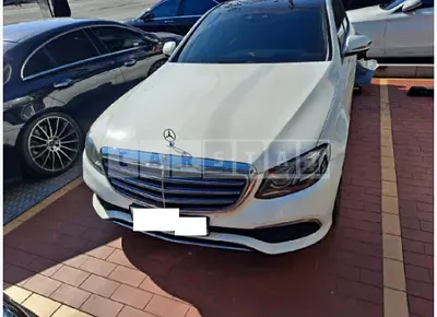 Photo 1 of 10: 2019 Mercedes-Benz E 300 4Matic — Korean insurance auction