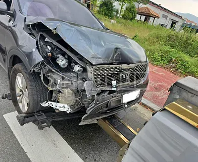 Photo 1 of 13: 2015 Kia Sorento, VIN KNAPS81ADFA102311 — Korean insurance auction
