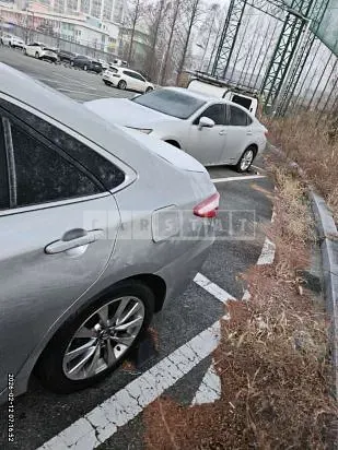 Photo 2 of 14: 2016 Toyota Camry — Korean insurance auction