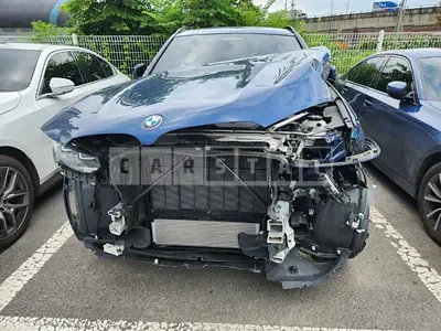 Photo 1 of 33: 2022 BMW X3 xDrive20i — Korean insurance auction