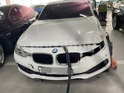 Photo 1 of 46: 2016 BMW 320d, VIN WBA8C5105GK642764 — Korean insurance auction