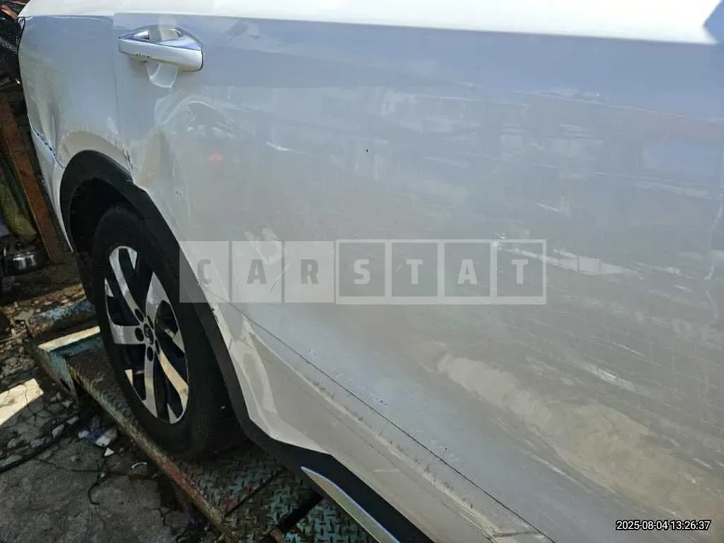 Photo 2 of 33: 2020 Kia Sorento 4WD — Korean insurance auction