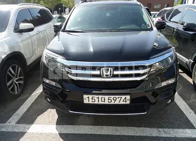 Photo 1 of 28: 2017 Honda Pilot, VIN 5FNYF6850HB200026 — Korean insurance auction