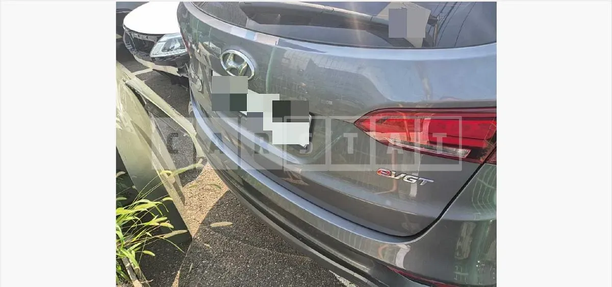 Photo 2 of 16: 2016 Hyundai Santa Fe DM — Korean insurance auction