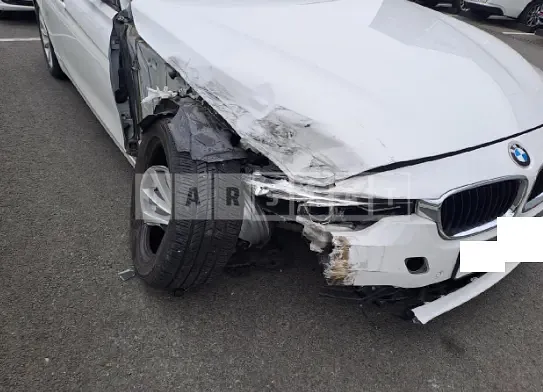 Photo 2 of 23: 2018 BMW 320d WLTP, VIN WBA8C5106J5L45637 — Korean insurance auction