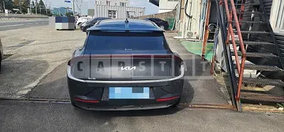 Photo 1 of 10: 2022 Kia EV6 Long Range Earth — Korean insurance auction