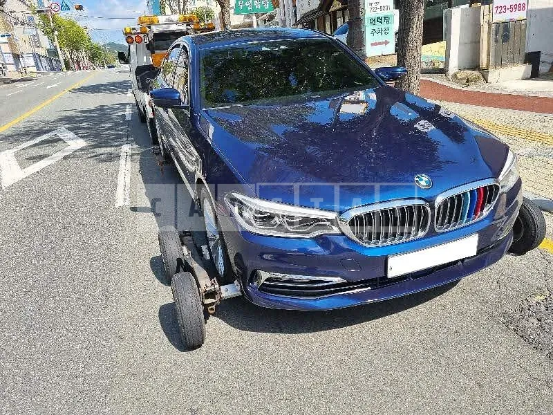 Photo 2 of 21: 2018 BMW 520d, VIN WBAJC3108JWB80192 — Korean insurance auction