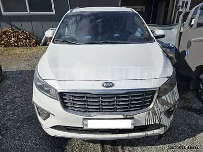 Photo 1 of 11: 2019 Kia Carnival, VIN KNAME81ABKS506776 — Korean insurance auction