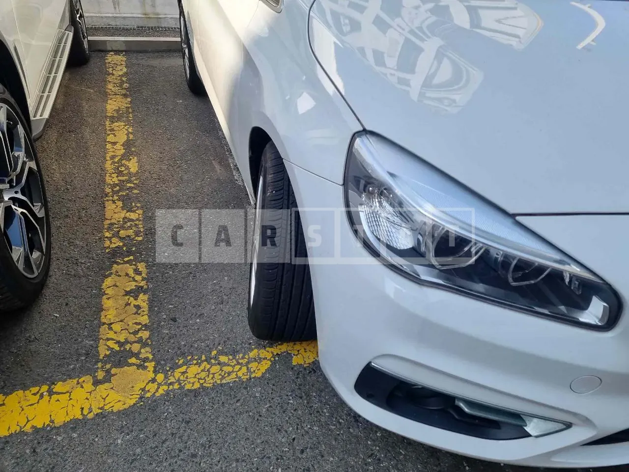 Photo 2 of 18: 2015 BMW Active Tourer, VIN WBA2C1105FV340662 — Korean insurance auction