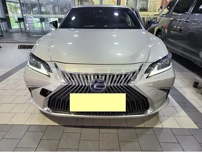 2018 lexus /es300h