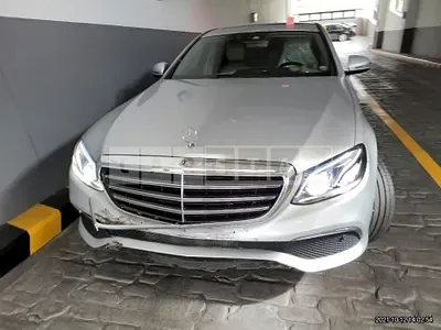 Photo 1 of 39: 2016 Mercedes-Benz E220 d, VIN WDDZF0EB8HA051936 — Korean insurance auction