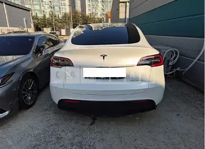 Photo 1 of 18: 2021 Tesla Model Y LongRange — Korean insurance auction