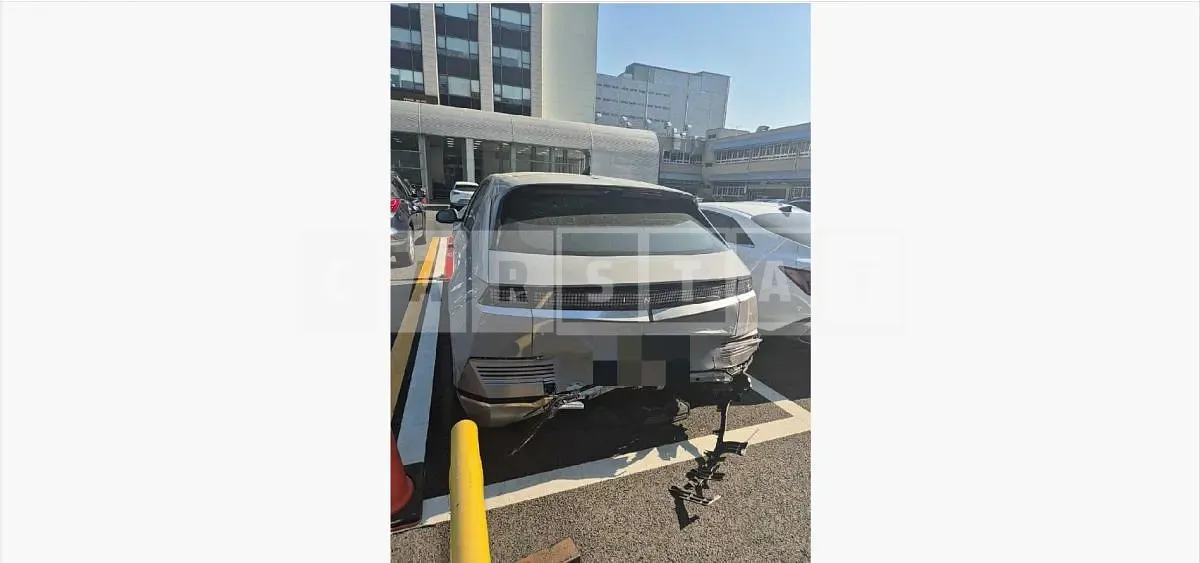 Photo 2 of 20: 2022 Hyundai IONIQ 5 Long Range — Korean insurance auction