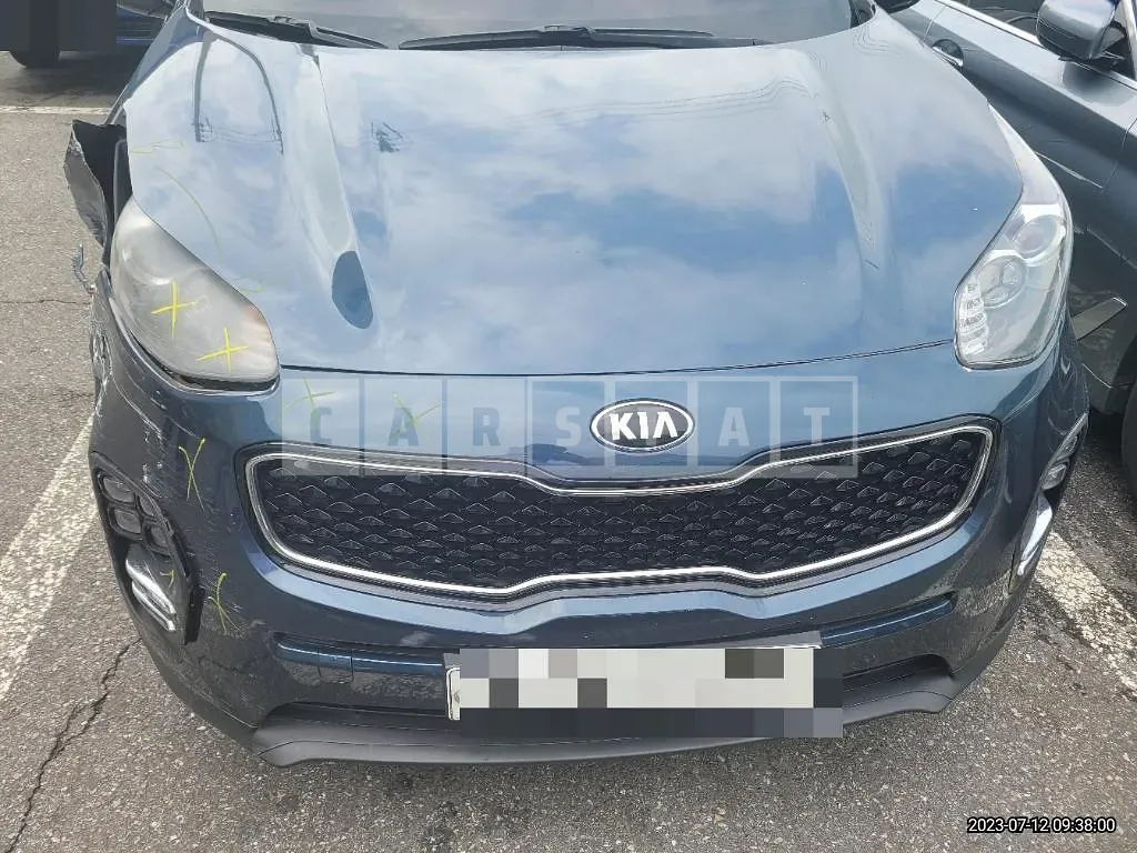 Photo 2 of 28: 2015 Kia Sportage 1.7 — Korean insurance auction