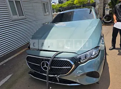 Photo 1 of 49: 2024 Mercedes-Benz E 200 — Korean insurance auction