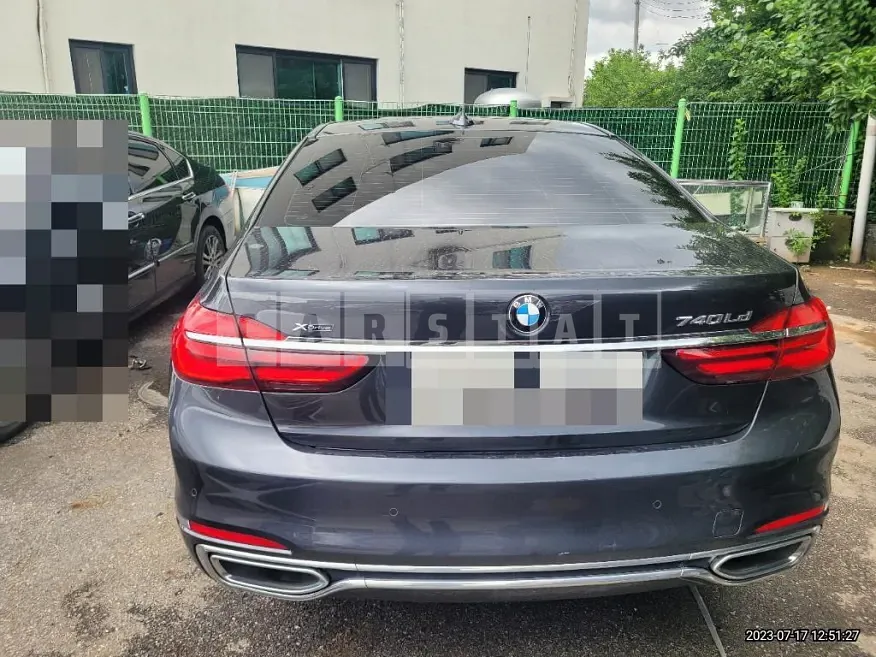 Photo 2 of 30: 2016 BMW 740Ld xDrive, VIN WBA7G8101GG678133 — Korean insurance auction