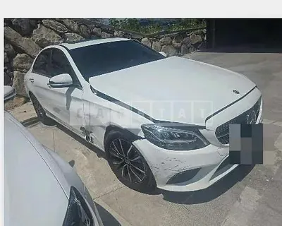 Photo 1 of 12: 2020 Mercedes-Benz C200 — Korean insurance auction