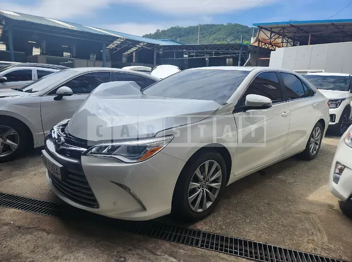 Photo 2 of 8: 2017 Toyota Camry, VIN 4T1BF1FK2HU770139 — Korean insurance auction