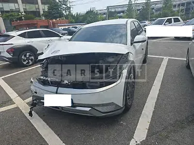 Photo 1 of 13: 2022 Hyundai IONIQ 5 — Korean insurance auction