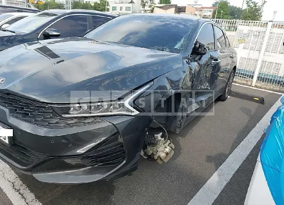 Photo 2 of 18: 2021 Kia K5 2.0, VIN KNAG541ABMA134367 — Korean insurance auction