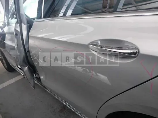 Photo 2 of 22: 2019 Mercedes-Benz E220d 4Matic — Korean insurance auction