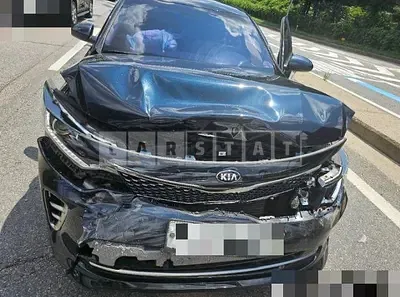 Photo 1 of 31: 2016 Kia K5 2.0 (LPG), VIN KNAGT416BGA056839 — Korean insurance auction