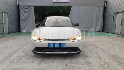 Photo 1 of 15: 2021 Kia EV6 Long Range — Korean insurance auction