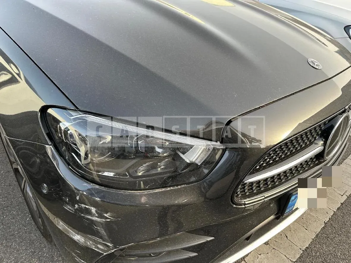 Photo 2 of 6: 2022 Mercedes-Benz (parts) E220 d Headlamp — Korean insurance auction
