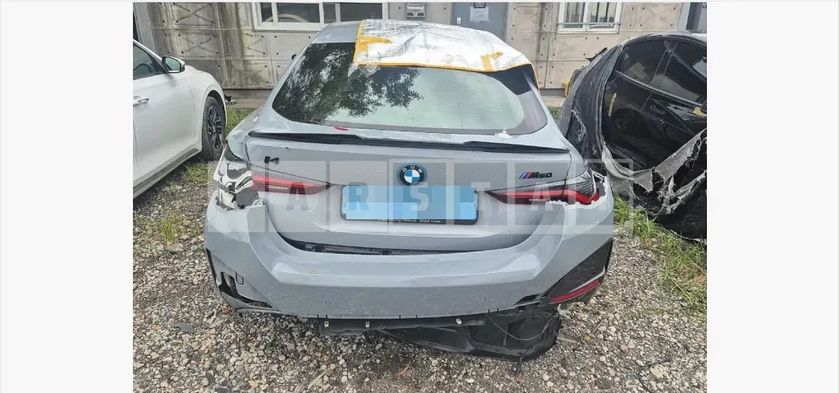 Photo 2 of 37: 2022 BMW i4 eDrive40 — Korean insurance auction