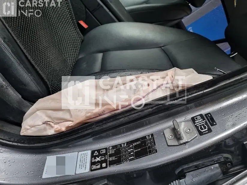 Photo 2 of 30: 2015 BMW 520d xDrive — Korean insurance auction