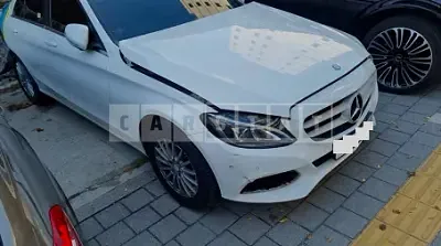 Photo 1 of 8: 2015 Mercedes-Benz C 200, VIN WDDWF4CB9FF040358 — Korean insurance auction
