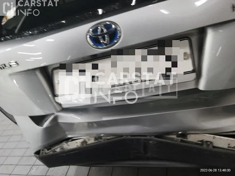 Photo 2 of 13: 2016 Toyota Prius, VIN JTDKBRFU2H3539800 — Korean insurance auction